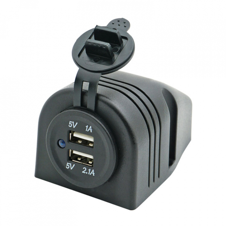 Utanpåliggande Dubbla USB-uttag 5V 1 Och 2,1Amp i gruppen El & Installation / Strömförsörjning / USB-Uttag & Laddare hos Marinsystem (1270188)
