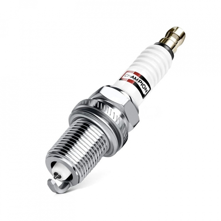 Tändstift QL77JC4 i gruppen Motor & Tillbehör / Tändstift hos Marinsystem (896329828)