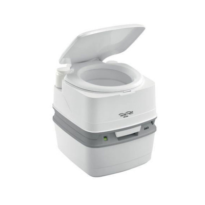 Toalett Qube 335 Vit Med Durkbeslag