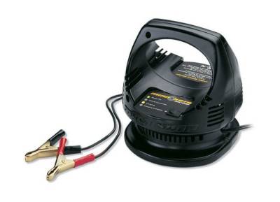 MK-110pe Laddare 12V 10A