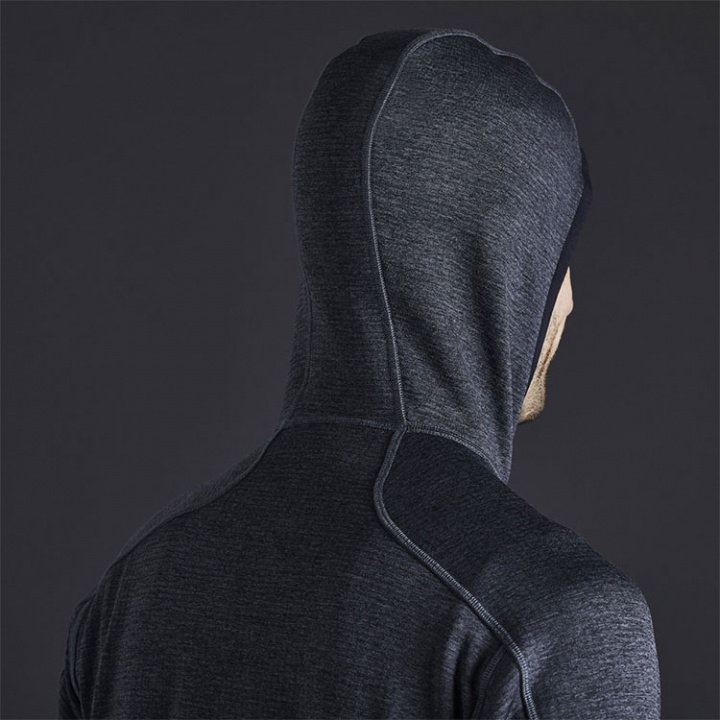1101 Dart Hoodie Grå