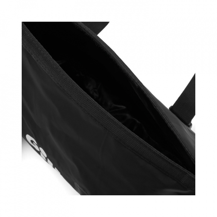 L102 Voyager Duffelbag Svart 10L